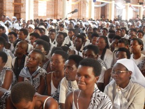Dans la Cathédrale de Ngozi.